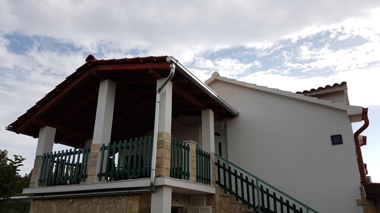 Apartman Vojaline Milna  Dış mekan fotoğraf