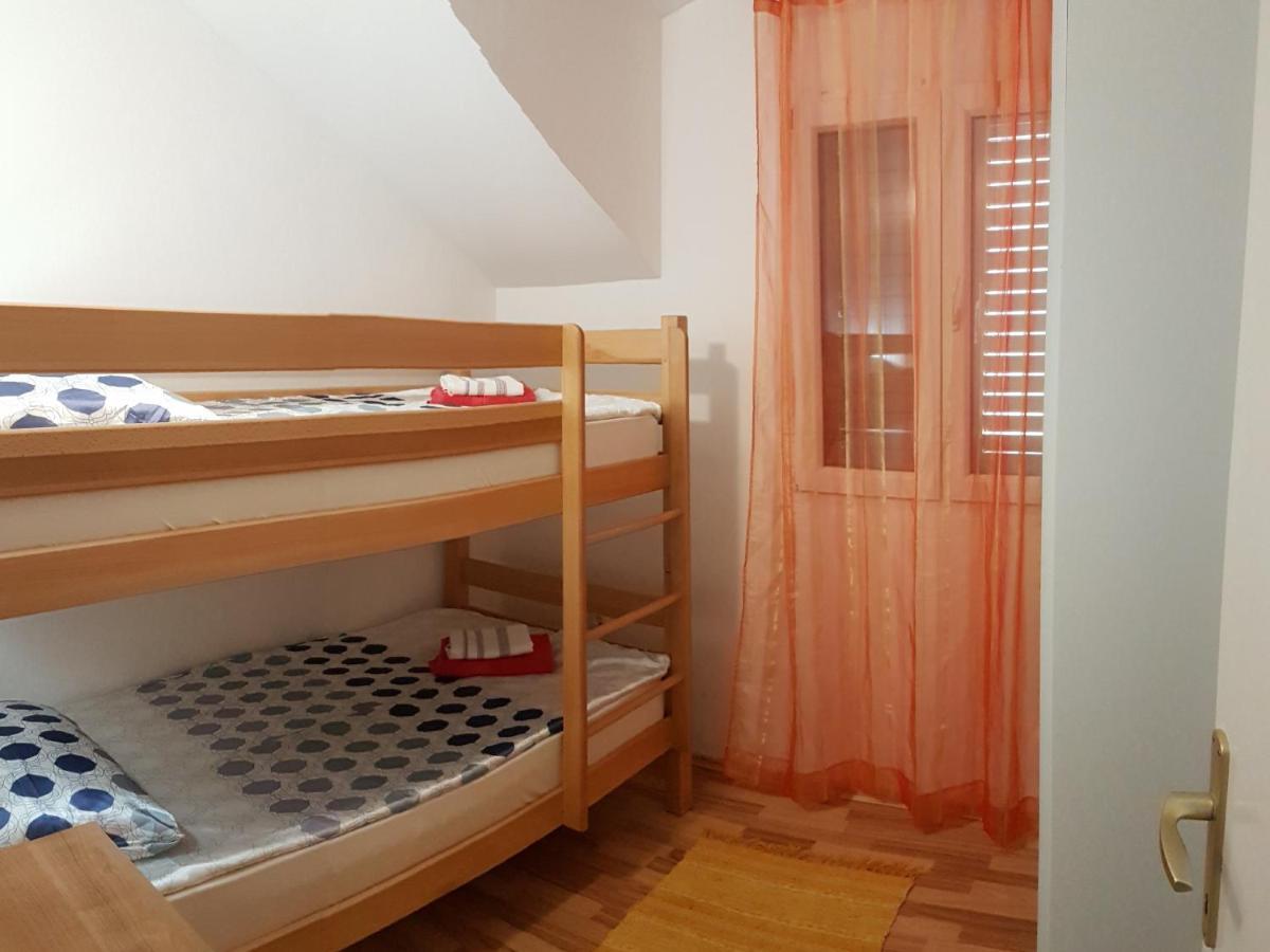 Apartman Vojaline Milna  Dış mekan fotoğraf