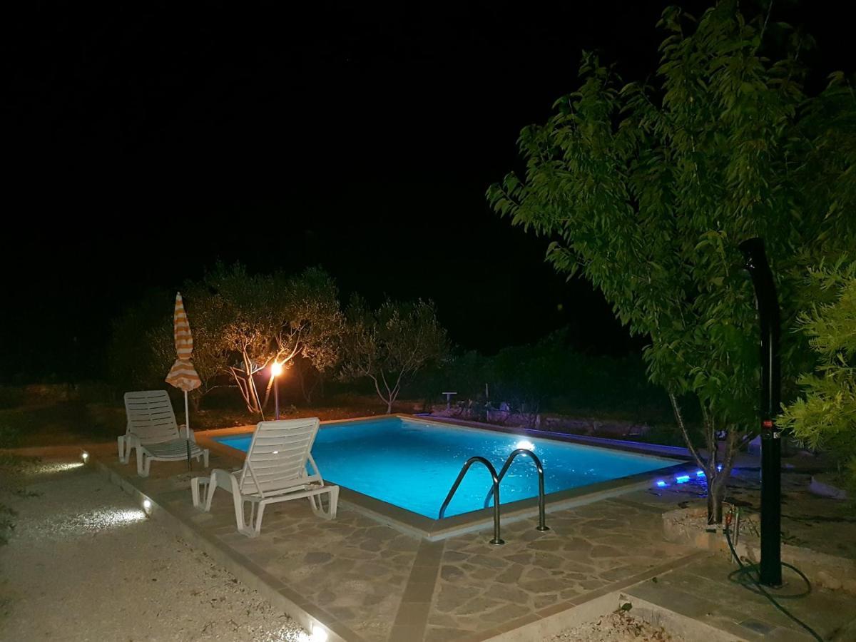 Apartman Vojaline Milna  Dış mekan fotoğraf