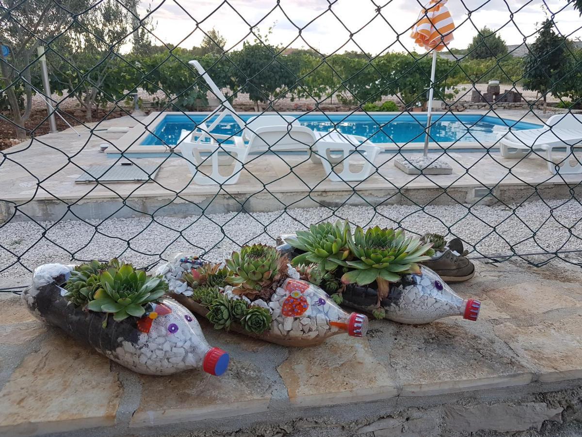 Apartman Vojaline Milna  Dış mekan fotoğraf