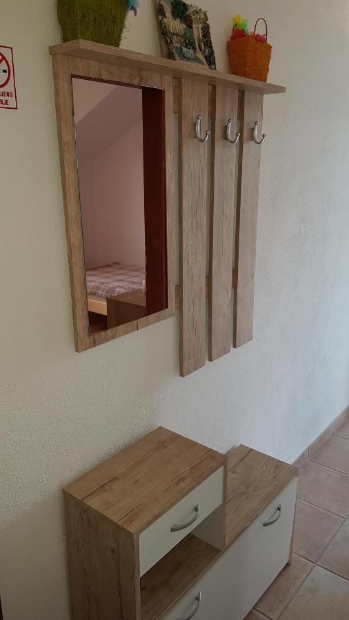 Apartman Vojaline Milna  Dış mekan fotoğraf